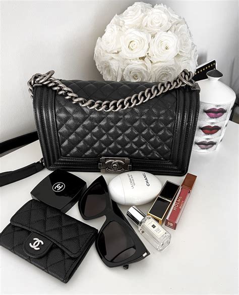 chanel boy bag hardware|Chanel boyfriend bag.